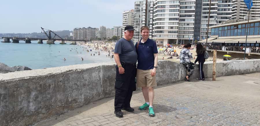 Santiago: Private Full-Day Valparaiso and Viña del Mar Tour - Lunch and the change to Viña del Mar