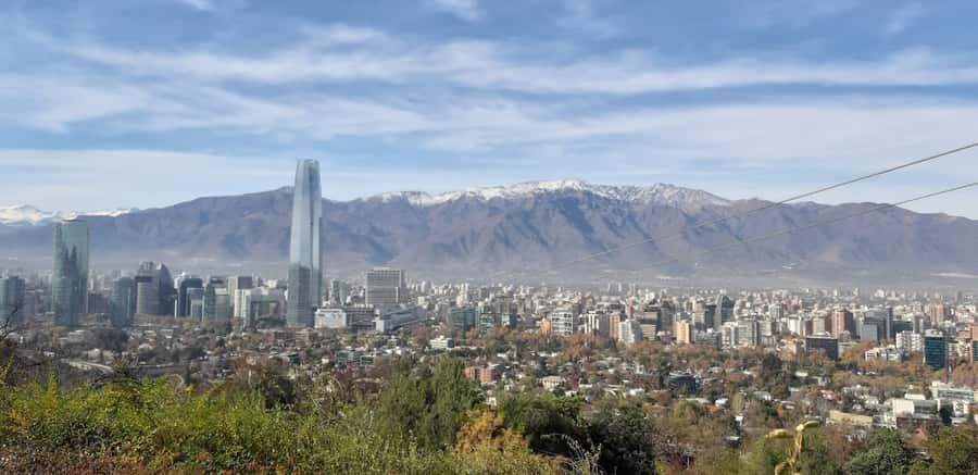 Santiago: Private Half-Day City Tour - Guide quality and the effect of timing
