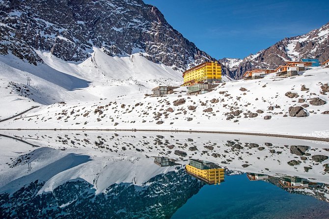 Santiago private tour: Portillo, Inca's bridge & Mirador del Aconcagua - The 7:30 a.m. departure from Santiago