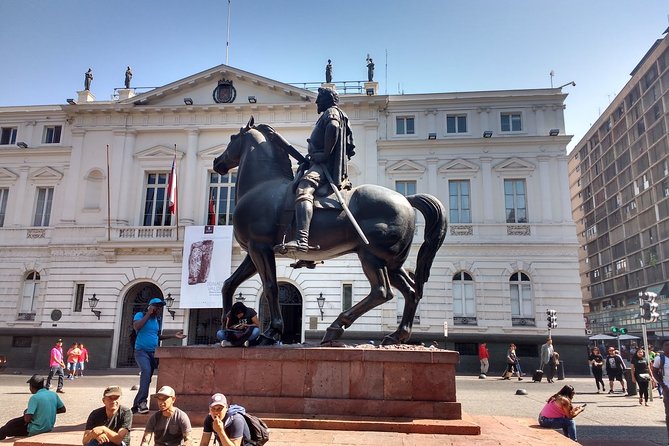 Santiago Private walking tour with Lunch - Why This Tour Works As A Santiago Introduction