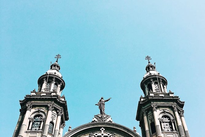 Santiago Private walking tour with Lunch - Bellavista’s Art And Nightlife Quarter