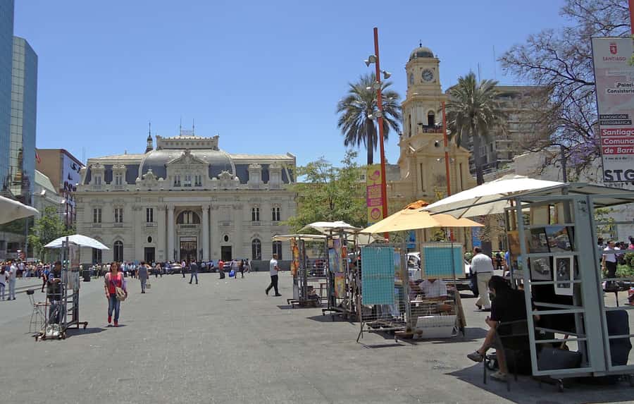 Santiago: The Essentials City Tour & Optional Concha y Toro - Timing, group size, and the real value of $42