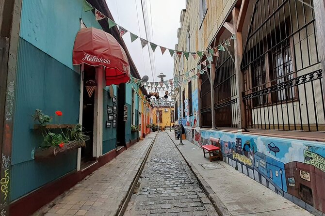 Santiago to Cruise Port and Valparaíso Tour - 4-Pax Deal - Route 68 and a quick taste of Curacaví
