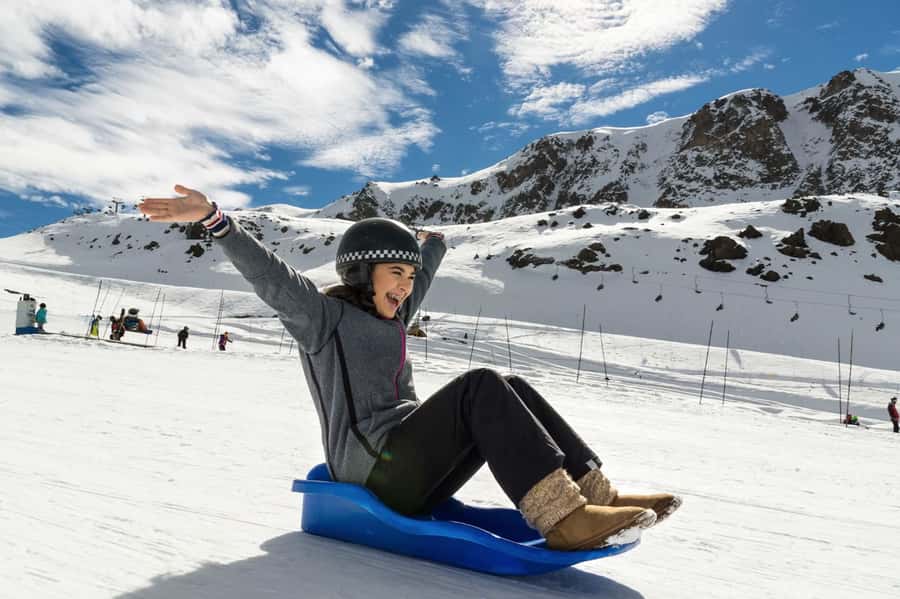 Santiago: Valle Nevado and Farellones Ski-Center Day Trip - Twenty more bends to Valle Nevado