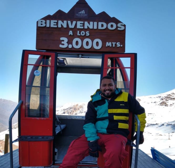 Santiago: Valle Nevado Ski Day Trip with Hotel Transfers - Guides, Language, and Group Comfort