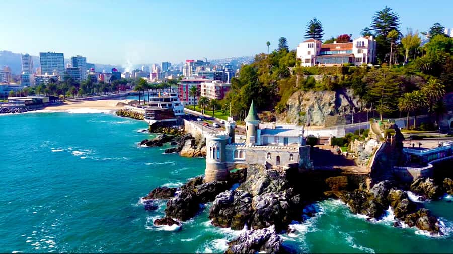 Santiago: Viña del Mar, Valparaiso, with Wine Tasting - Viña del Mar: resort style and quick photo stops