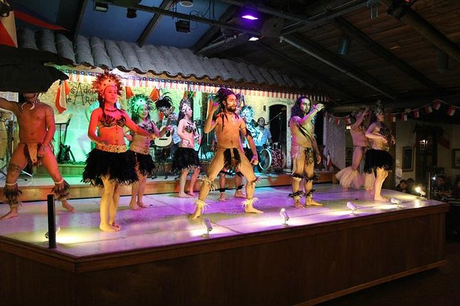 Small-Group Tour: Night City Tour with Santa Lucia Hill and Dinner Show - Santa Lucia Hill and the first city views