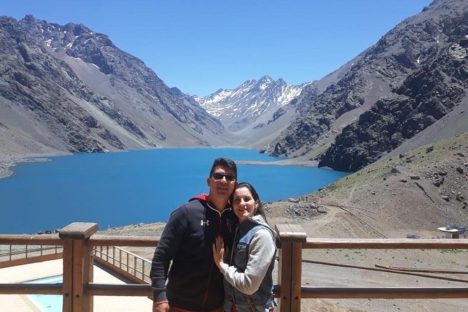 Small-Group Tour of Portillo Ski Center and Inca Lagoon from Santiago - The Chacabuco monument and Chilean independence