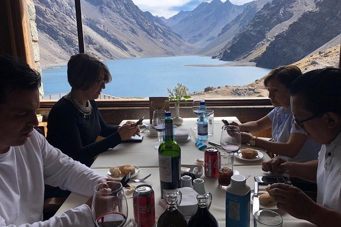 Small-Group Tour of Portillo Ski Center and Inca Lagoon from Santiago - Salto del Soldado, a quick geological stop