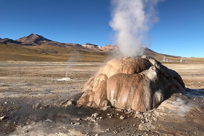 Small-Group Tour to Tatio Geysers Machuca Village & Rio Putana wetlands - Why the 4:30 a.m. departure is worth considering