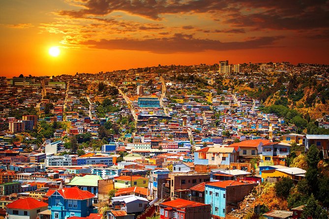 Small-Group Tour to Viña del Mar and Valparaiso from Santiago - Walking Valparaíso’s Cerro Alegre and Cerro Concepción