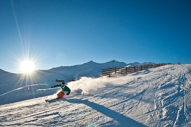 Snow Day: A Panoramic Escape to the Andes - Curva 32 and the best photo pauses