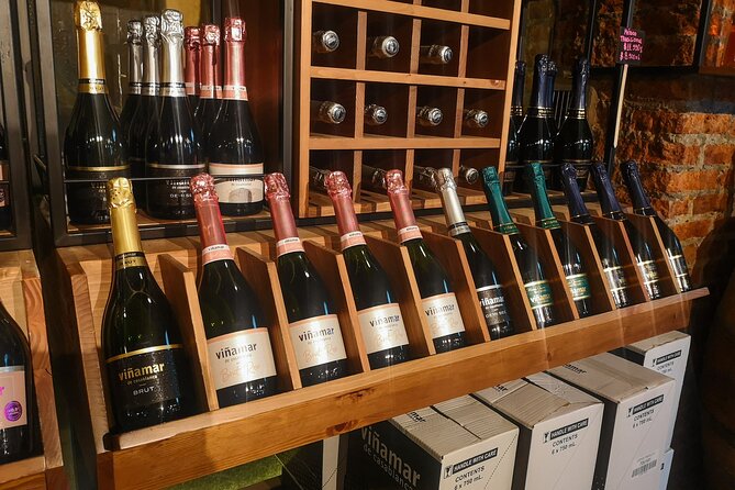 Sparkling Wine Tour and Premium Tasting with Private Transport - Five Sparkling Wines, From Nature to Ice