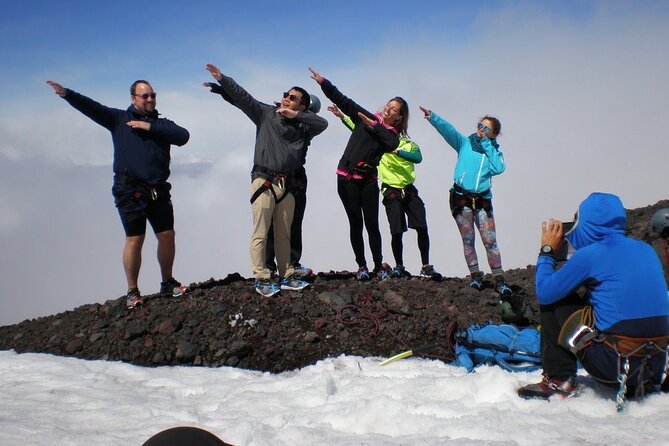 Sunrise Hike up to the Glacier of Osorno Volcano - When rain and snow take over the plan