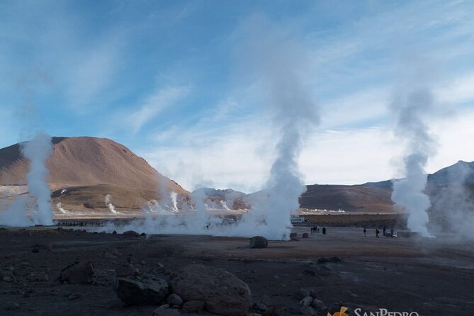 Tatio Geysers Tour - Breakfast Beside the Fumaroles