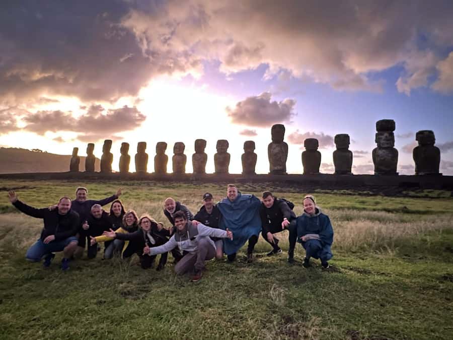Tongariki Sunrise: Half Day Private Tour - The early pickup from Hanga Roa
