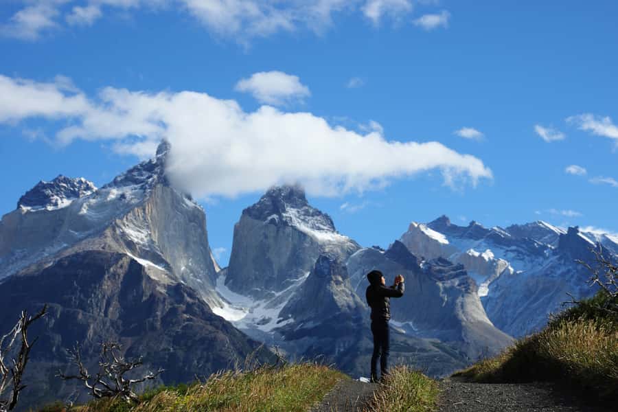 Torres del Paine Park Full-Day Tour from Puerto Natales - Milodón Caves and the first chapter of the day