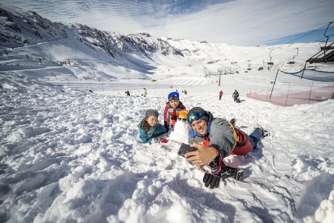 Tour Parque Farellones Ticket+Transportation, optional Snowwear - Food, bathrooms, and the cost of a full day
