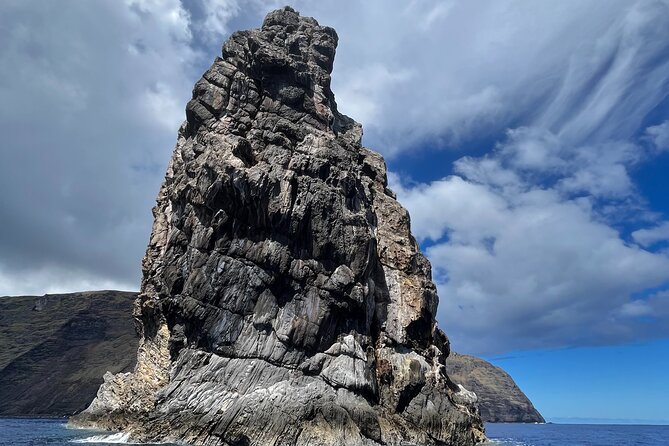 Tour to the Motus: Boat trip and snorkeling in Rapa Nui - Motu Nui and the Birdman tradition