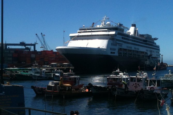 Transport from Santiago to Port of San Antonio (and vice versa) English/Spanish - The Driver-Guide Makes the Difference