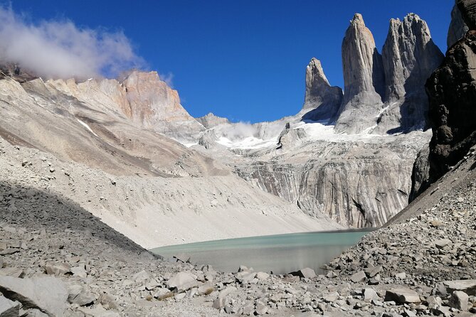 Trekking Base Torres - Registering at Laguna Amarga