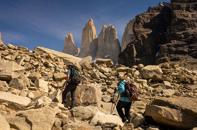 Trekking Base Torres - Why the guide and small group matter