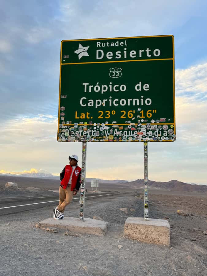 Triple tour: Red stones, highland lagoons and Chaxa Lagoon - Socaire, adobe buildings, and a pause in desert life