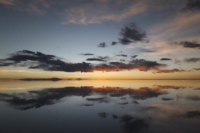 Uyuni Saltflat from San Pedro de Atacama ROUNDTRIP or ONE WAY to Uyuni - Rock formations, wetlands, and a salt-block hostel
