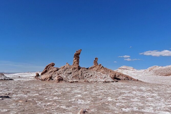 Valley of the Moon in San Pedro de Atacama Guided Tour + Cocktail - Three Marias: close-up shapes and desert color