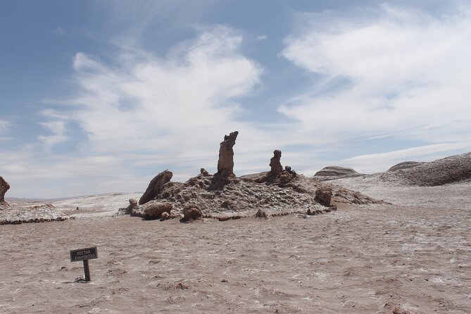 Valley of the Moon Sightseeing Tour with Private Transportation - Why Valle de la Luna feels unlike anywhere else