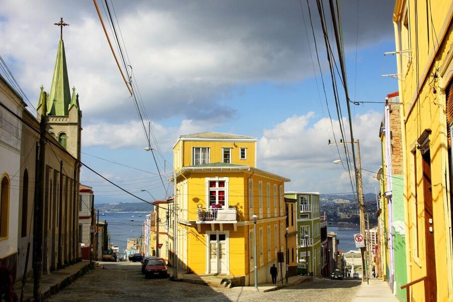 Valparaiso 3-Hour Walking Tour - Exploring the Colored Streets Above the Port