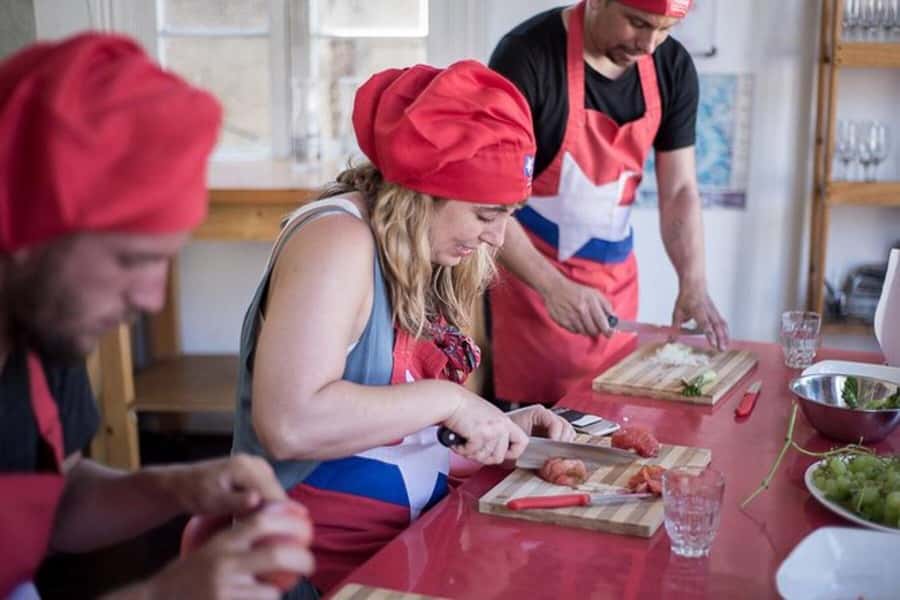 Valparaiso: Chilean Cooking Class with Fresh Market visit - Kneading dough and making Chilean empanadas