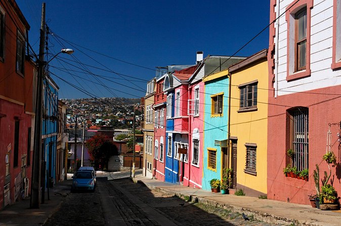 Valparaiso : Private Custom Tour with A Guide (Private Tour) - Cerro Alegre, murals, and steep streets