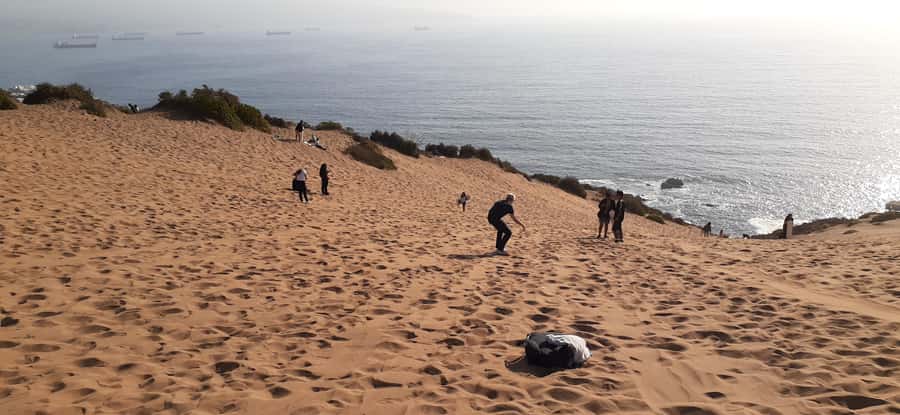 Valparaíso: Sandboarding and Sunset in Concon Sand Dunes - A guide who adds more than basic instruction