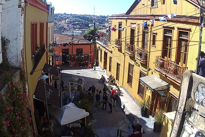 Valparaiso & Viña Del Mar, Museum & Lunch FROM STGO. Private Tour - Riding a Valparaíso funicular