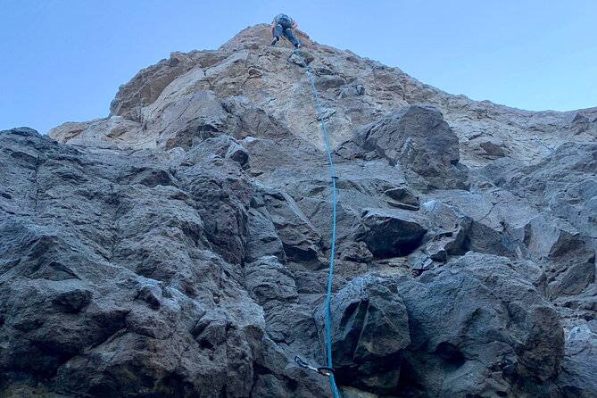 Vertical Escapes Santiago Private Rock Climbing Adventure - Practical details that can save you trouble