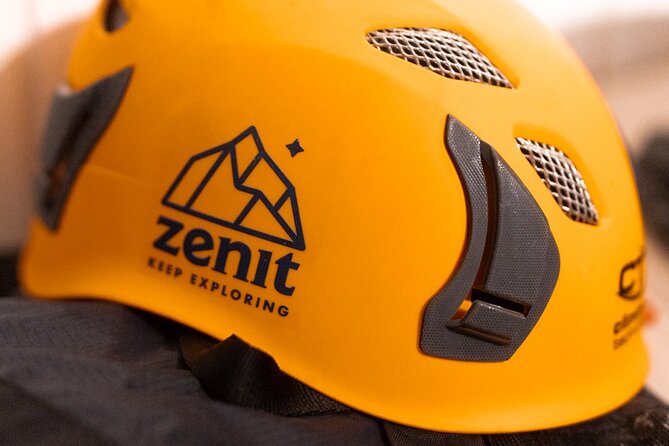 Villarrica Volcano Ascent - Zenit - A 6:00 am start from central Pucón