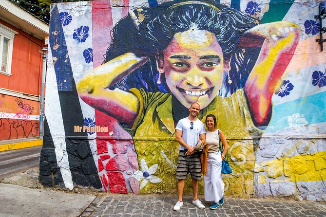 Viña Del Mar and Valparaiso world heritage site. - Valparaiso begins with port-city character