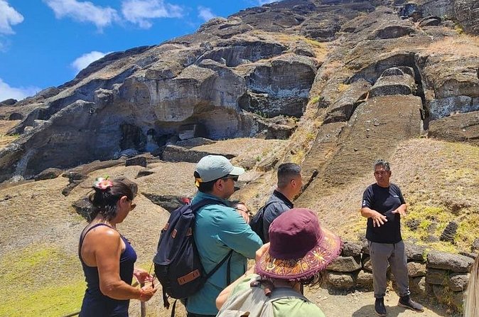 Visit Rapa Nui in 4 days with 3 Tours and Accommodation included - Who should book this Rapa Nui package?