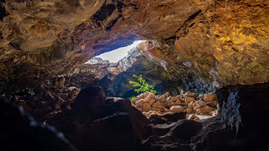 Volcanic Refuges: Excursion to Underground Civilization - Key details before you book