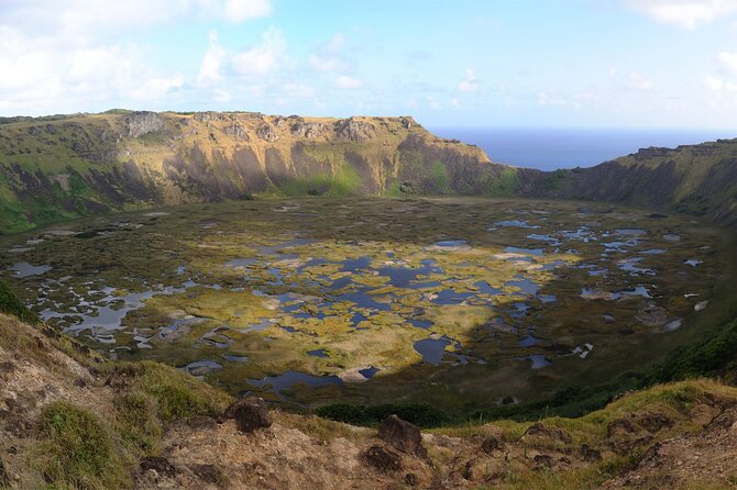 Volcanic Wonders and the Kingdom of the Birdman: Half Day - Who should book this half-day outing
