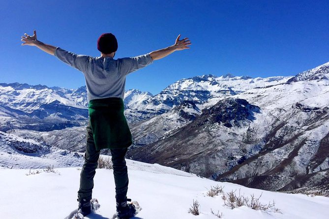 Volcano Snow Hike 4k in Cajón del Maipo from Santiago Private Tour - The walk back and a mountain toast