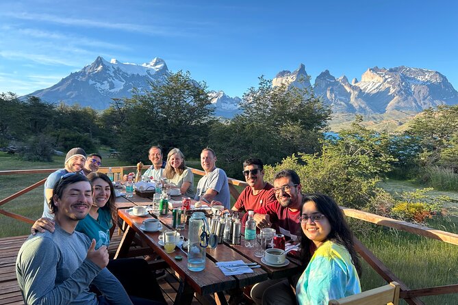 W trek Torres del Paine - 3 days Alternative Guided Tour - Day two: Paine Grande and the French Valley