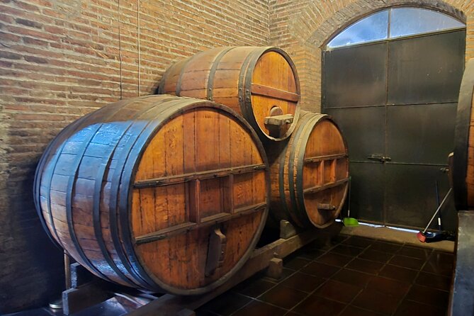 Winery Tour & Tasting + Lapis Lazuli Craft Visit + Hotel Pickup - Door-to-door pickup and the real time commitment